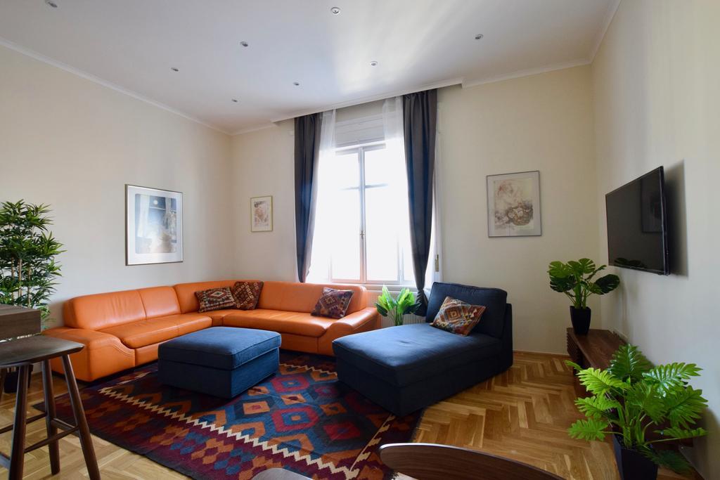 בודפשט Luxury Apartment By Hi5 - Kiraly Street Suite מראה חיצוני תמונה
