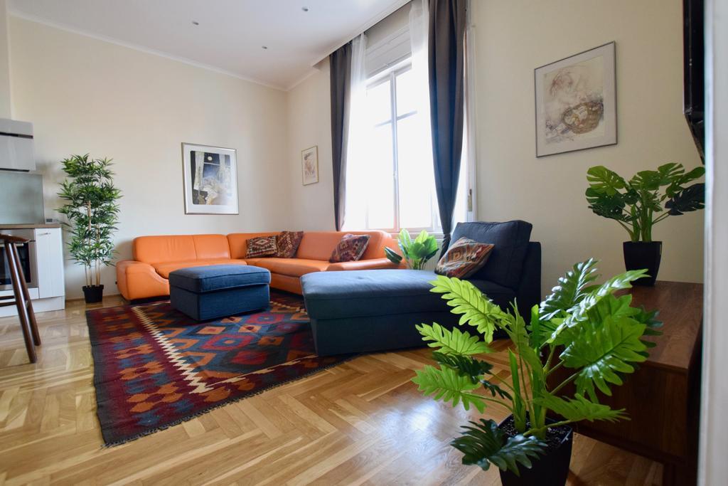 בודפשט Luxury Apartment By Hi5 - Kiraly Street Suite מראה חיצוני תמונה
