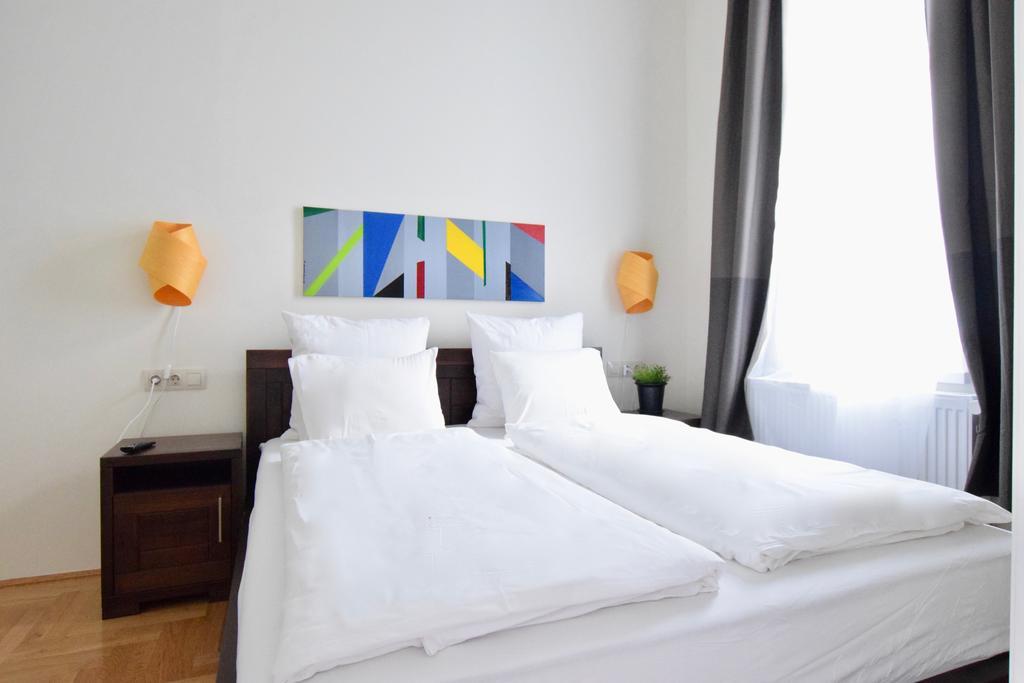 בודפשט Luxury Apartment By Hi5 - Kiraly Street Suite מראה חיצוני תמונה